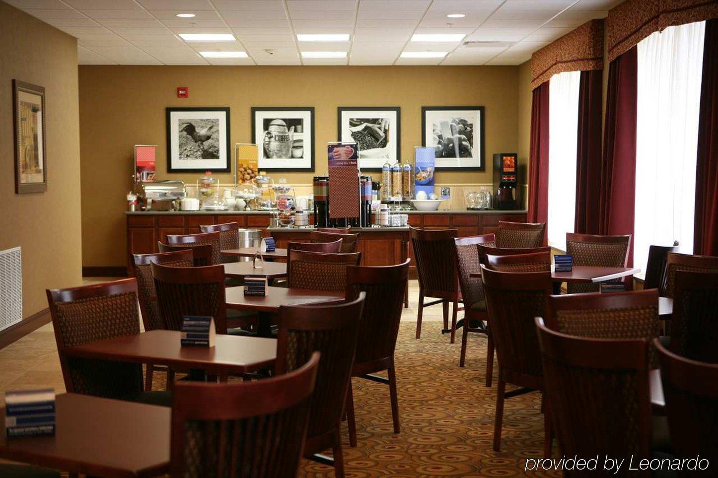 Hampton Inn Freeport Ресторан фото