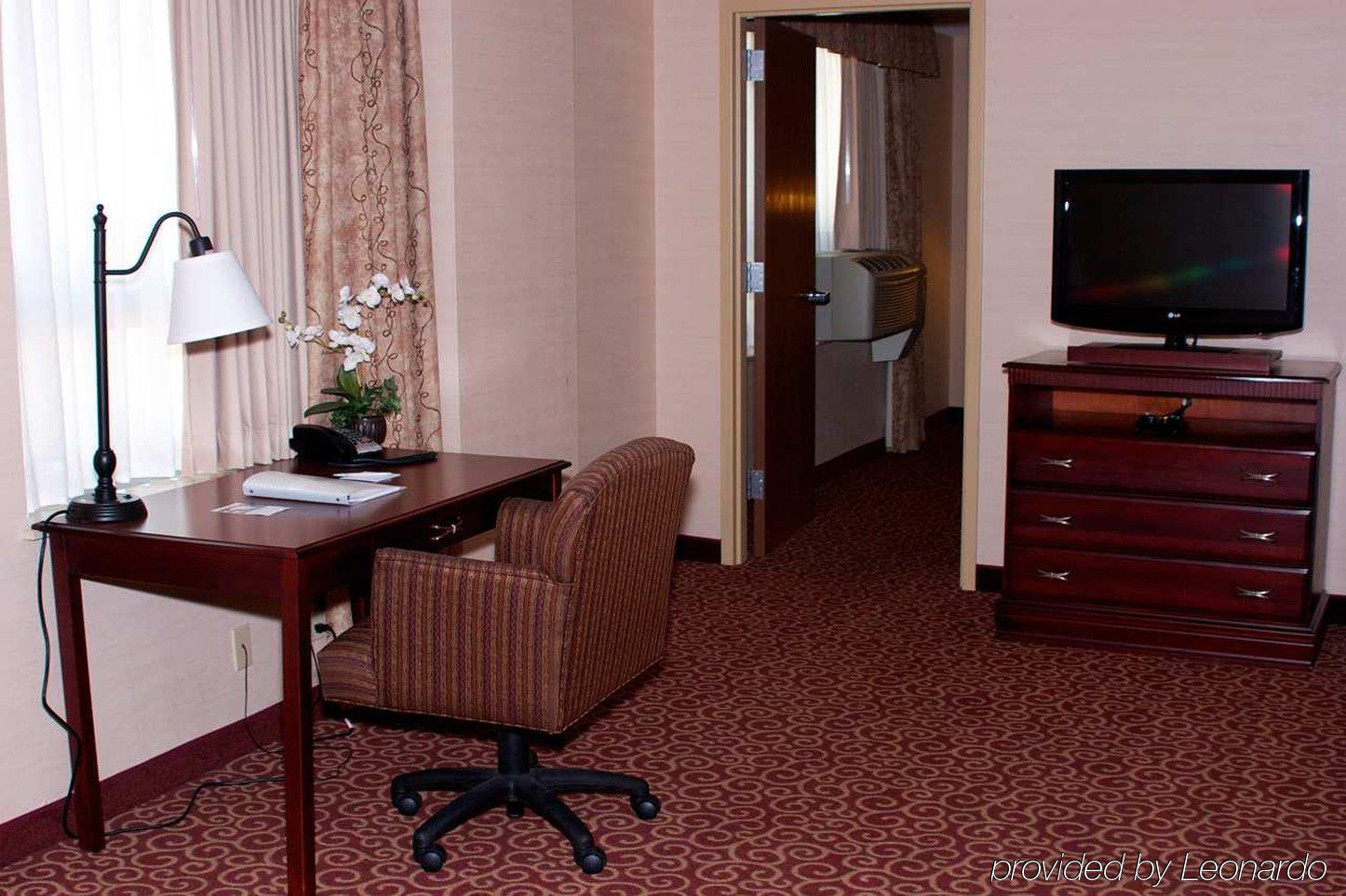 Hampton Inn Freeport Екстер'єр фото